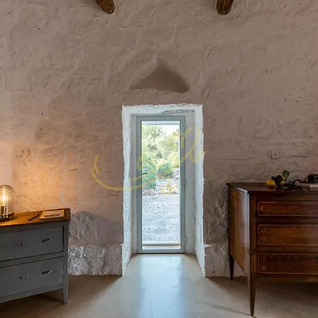 Td Trulli Vittoriani Charme And Pure Nature W Pool Ostuni