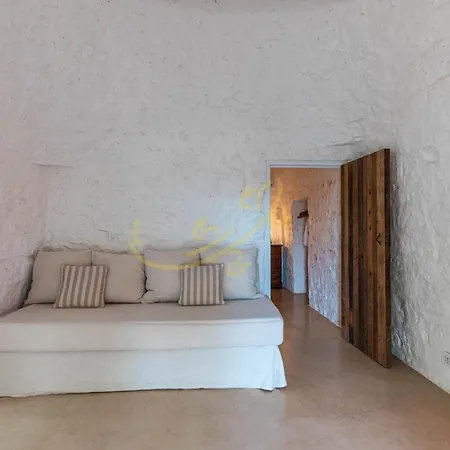 Td Trulli Vittoriani Charme And Pure Nature W Pool Ostuni
